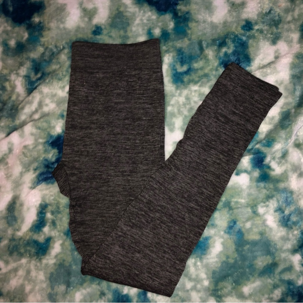 Dark grey leggings